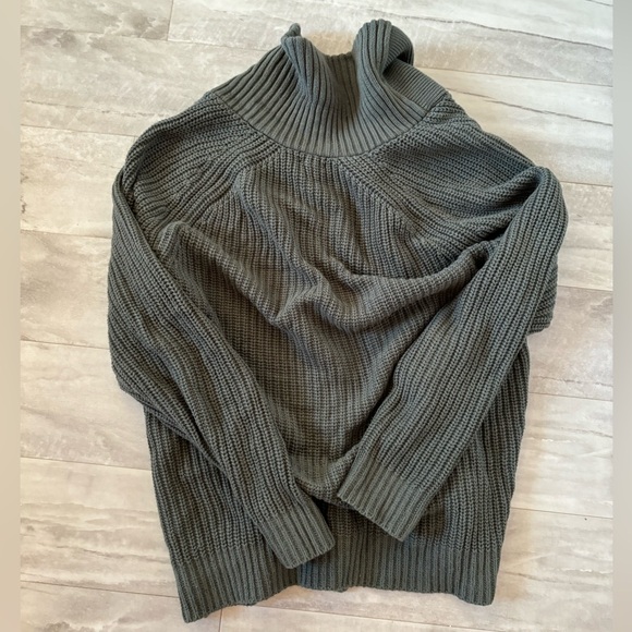 men’s chunky knit green cardigan - Picture 3 of 3